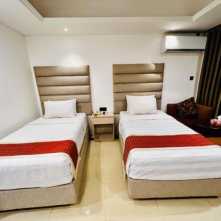 Marino Hotel - Best Near Airport ธากา ภายนอก รูปภาพ